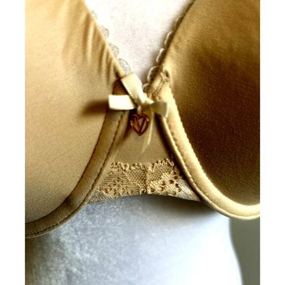 Victoria’s Secret 38DD BRA Beige Lined Perfect Full Coverage Smooth Nude Charm - Picture 2 of 7